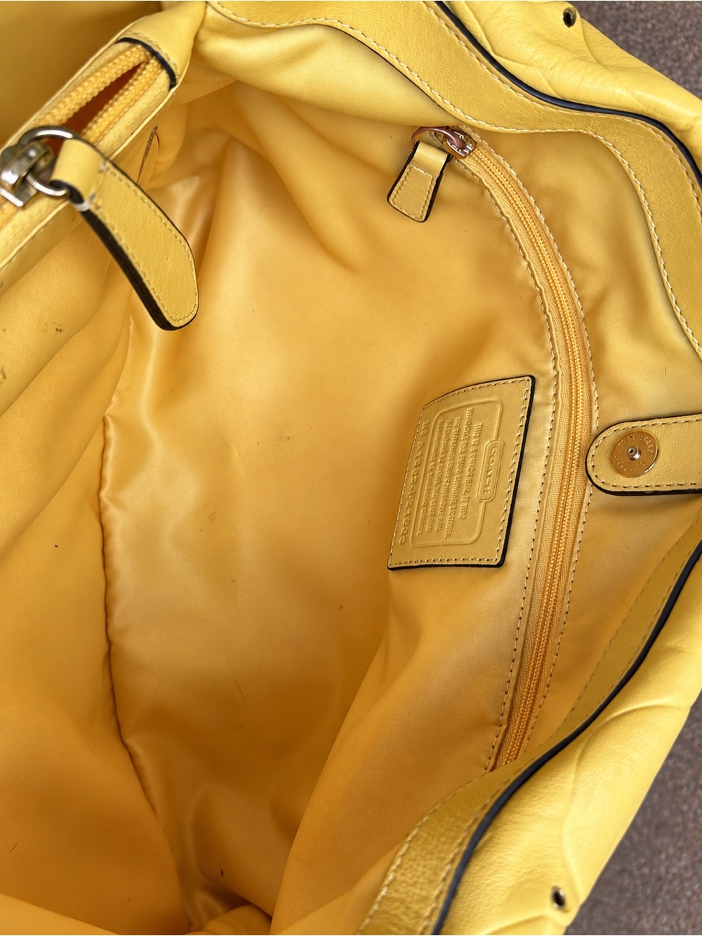 2013 Coach Ashley Lace Eyelet Leather Carryall F21883 – Vintage-Era Rare Yellow - Picture 10 of 16
